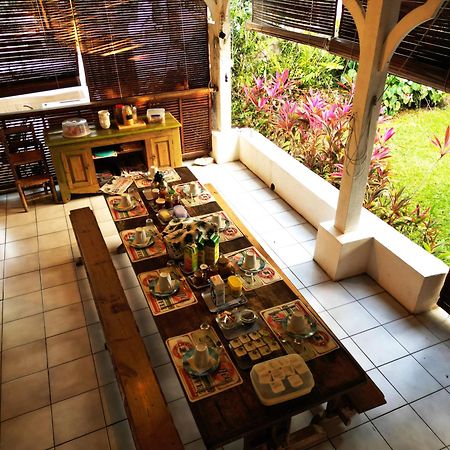Bed and Breakfast Le Medinilla Bras-Panon Экстерьер фото