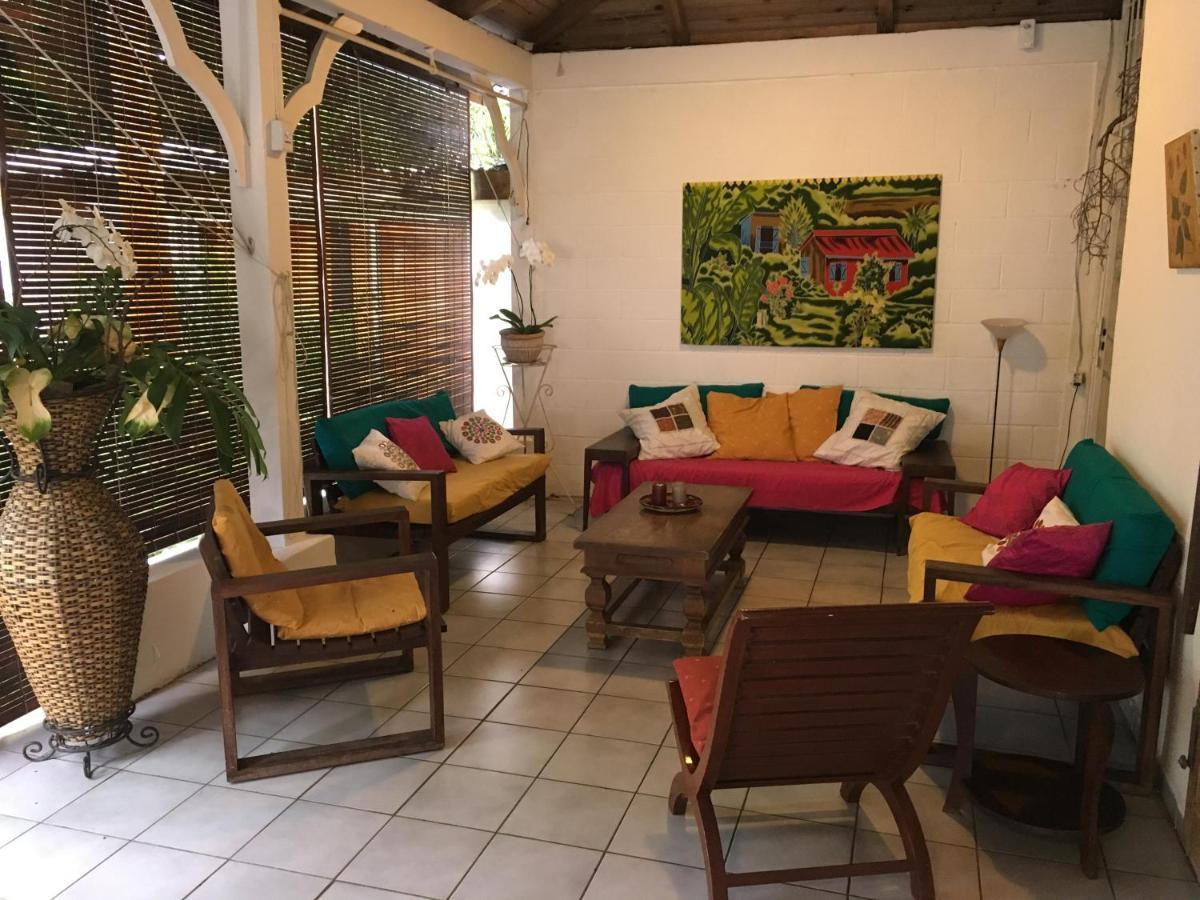 Bed and Breakfast Le Medinilla Bras-Panon Экстерьер фото