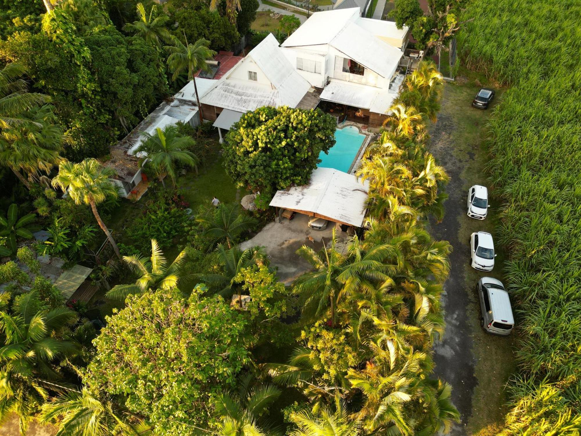 Bed and Breakfast Le Medinilla Bras-Panon Экстерьер фото